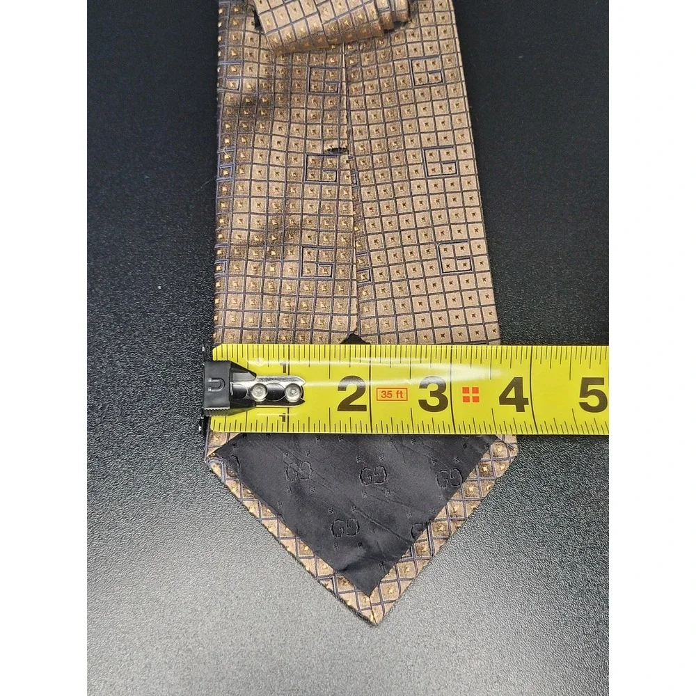 Gucci silk necktie